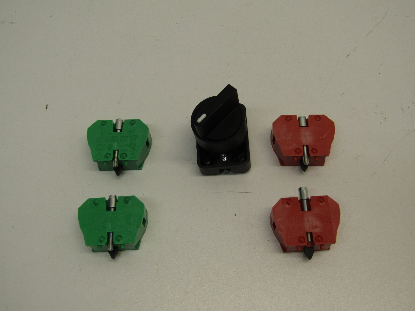 Selector switch, 22mm, 3-position, maintained